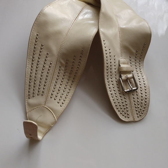 Really Funky Wide Belt with rivets, Adjustable Elastic and Belt Buckle Vintage - Picture 7 of 11